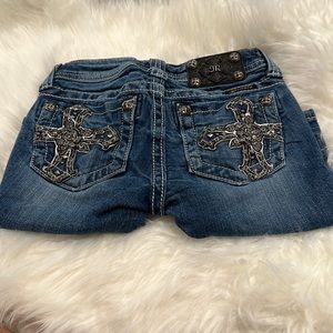 Miss Me girls size 8 Bermuda jeans.